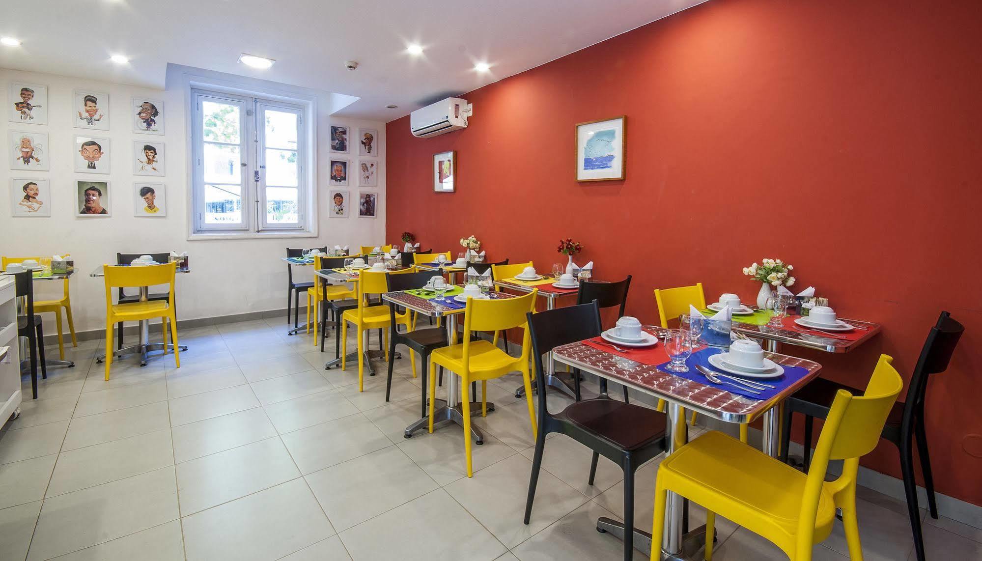 Leblon Guest house 3*
